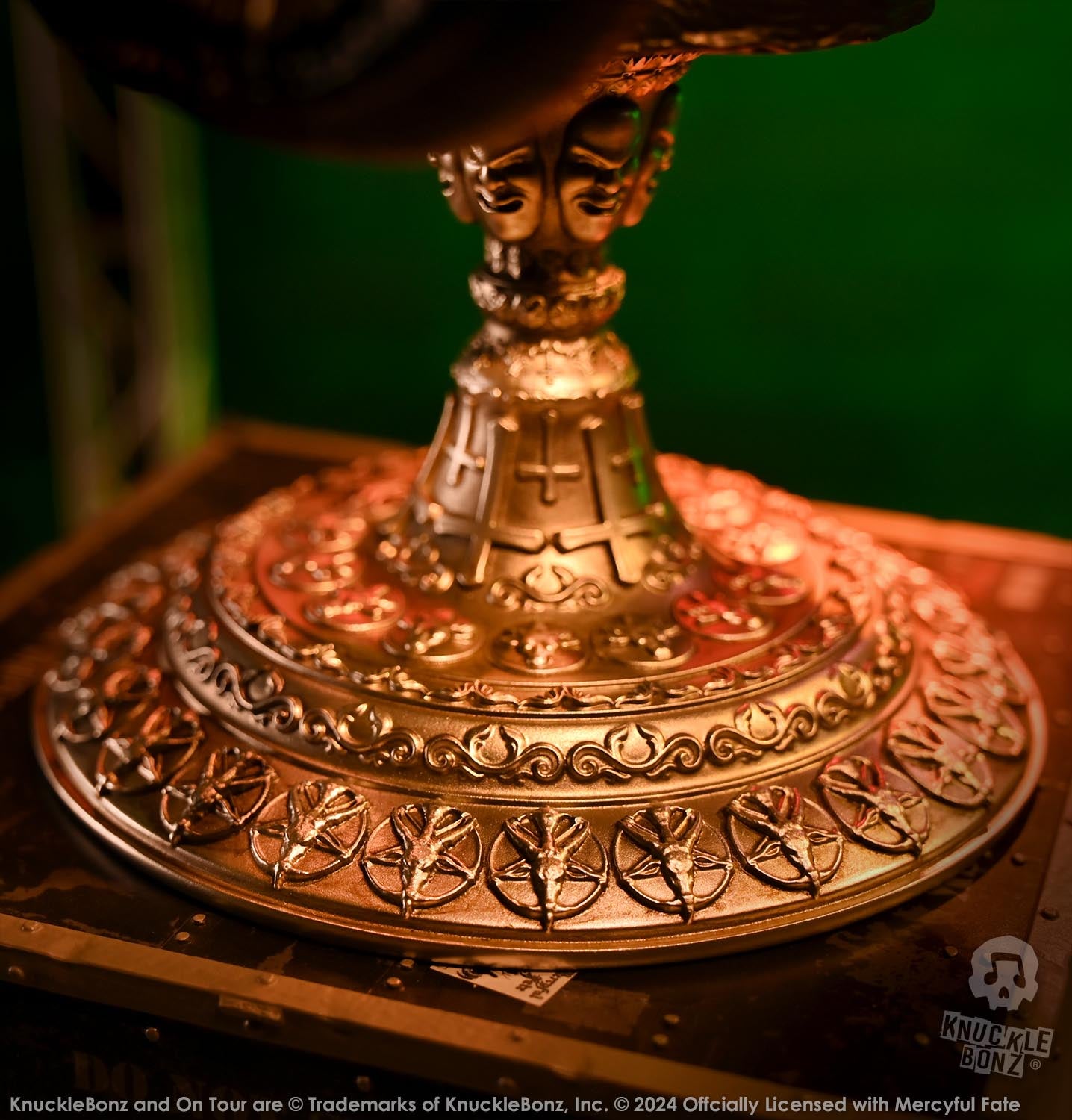 Mercyful Fate Stage Mask + Road Case KnuckleBonz Statue